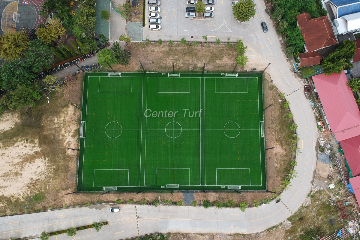 สนามฟุตบอลหญ้าเทียม Varee Chiangmai International School จ.เชียงใหม่