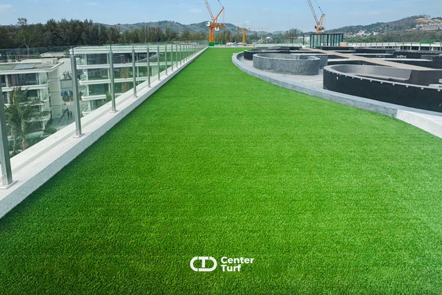 ด้วยคุณสมบัติพิเศษมีความทนทานและอายุการใช้งานที่ยาวนานแม้จะต้องเจอแสงแดดตลอดเวลา