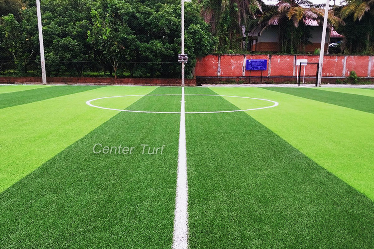 งานสร้างสนามฟุตบอลหญ้าเทียมเมืองนาสาร จ.สุราษฎร์ธานี