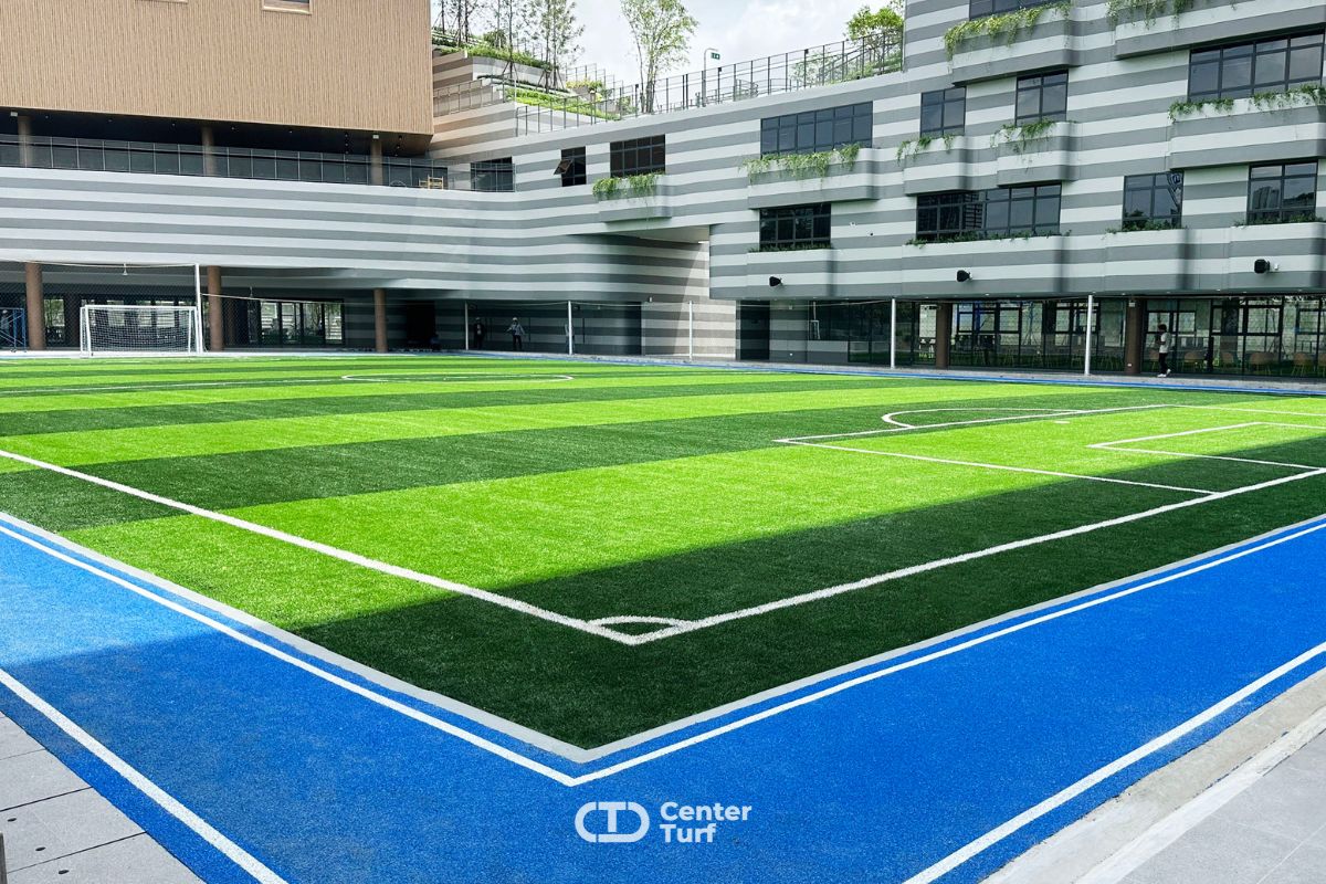 พร้อมลู่วิ่งสวยๆ เพื่อรองรับการบาดเจ็บด้วยระบบพื้นยางกันกระแทก (Shockpad)หนาพิเศษช่วยลดแรงกระแทกได้มากยิ่งขึ้น