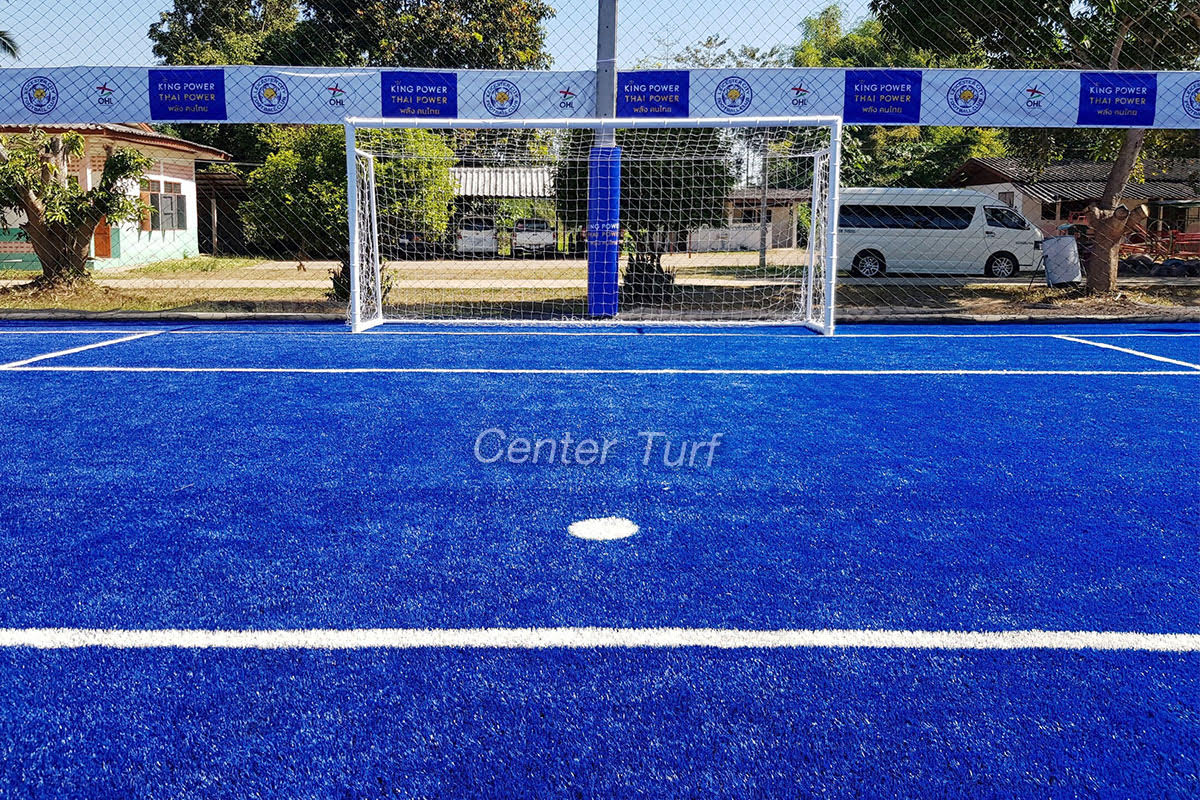 สนามฟุตบอลหญ้าเทียม โรงเรียนบ้านจอมปิง อ.เกาะคา จ.ลำปาง