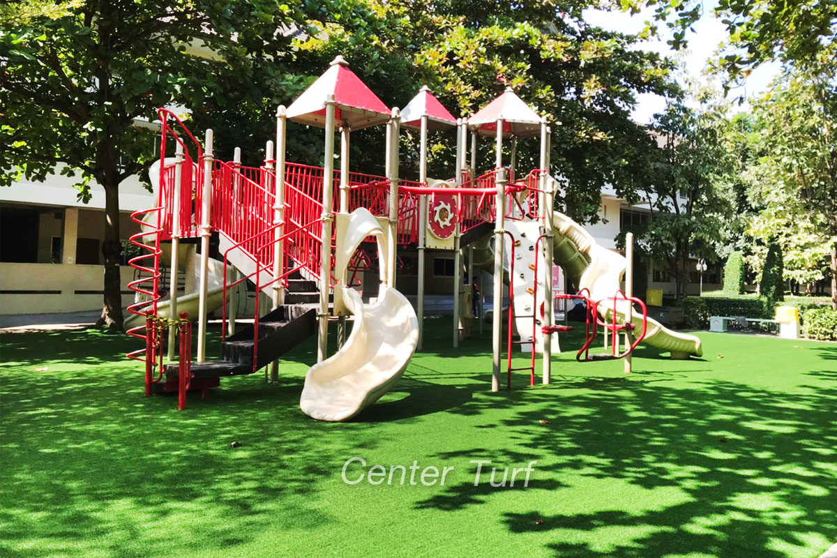 หญ้าเทียมสนามเด็กเล่น โรงเรียนดาราวิทยาลัย