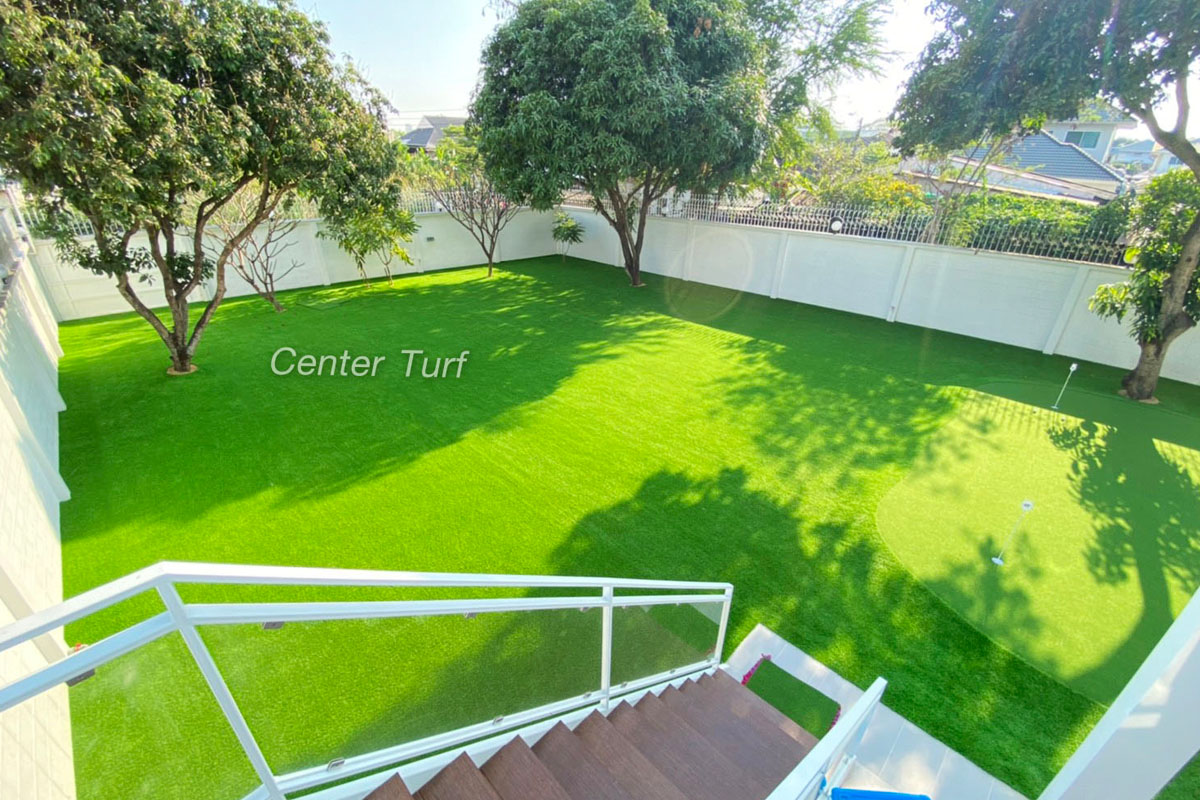 พัตติ้งกรีนหญ้าเทียมและจัดสวนหญ้าทียม