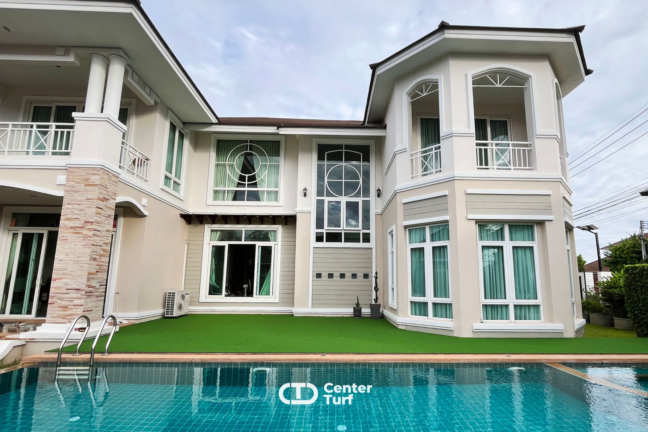 ดูแลทำความสะอาดง่าย ทนทานเหมาะสำหรับใช้งานกลางแจ้ง 