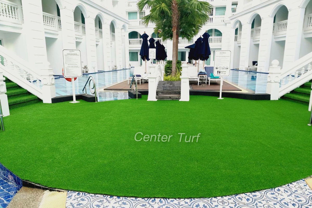 หญ้าเทียมปรับภูมิทัศน์ @Movenpick Myth Hotel Patong Phuket