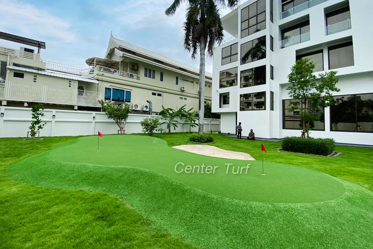งานติดตั้งกรีนพัตต์กอล์ฟหญ้าพร้อมหลุมทราย บ้านพักส่วนตัว@ลาดพร้าว