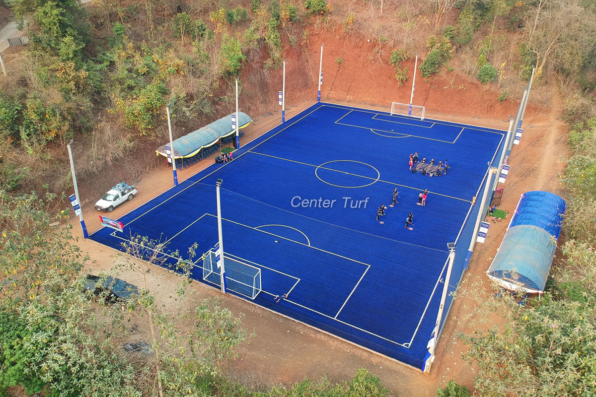 สนามฟุตบอล King Power โรงเรียนแม่นาจาง อ.แม่ลาน้อย จ.แม่ฮ่องสอน