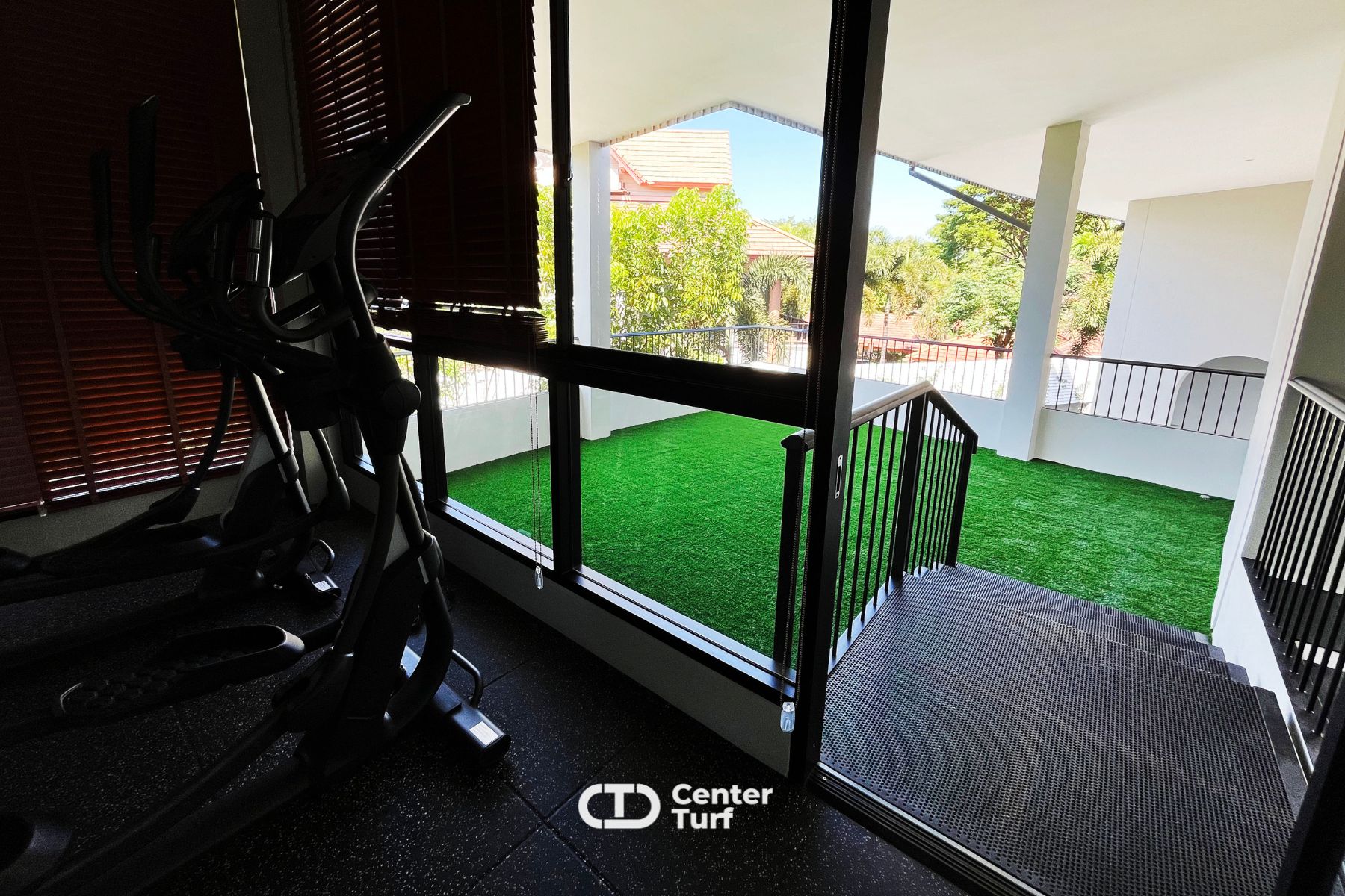 ด้วยหญ้าเทียมจาก Center Turf เติมบรรยากาศสดชื่นให้ทุกวันของคุณ 