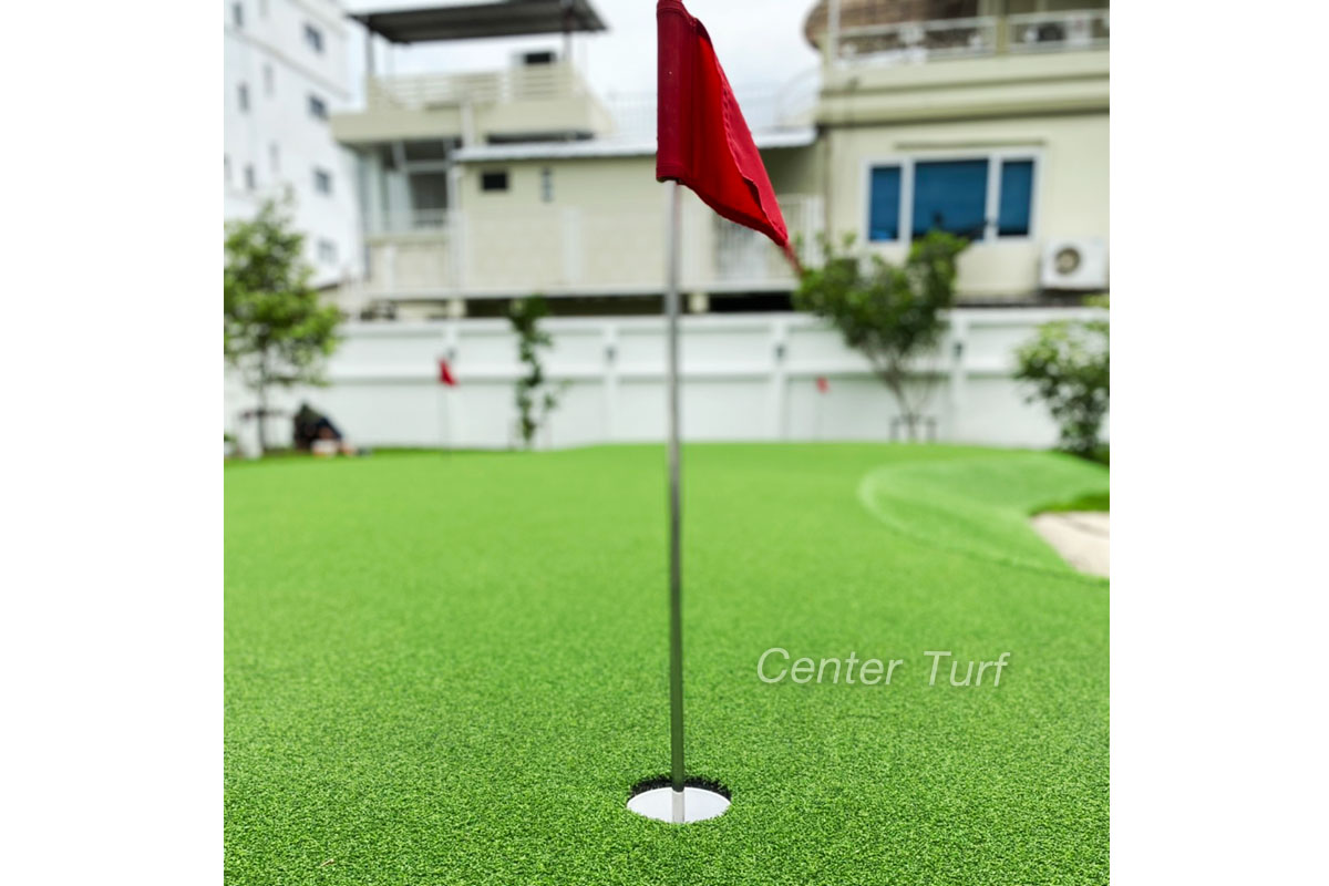 งานติดตั้งกรีนพัตต์กอล์ฟหญ้าพร้อมหลุมทราย บ้านพักส่วนตัว@ลาดพร้าว