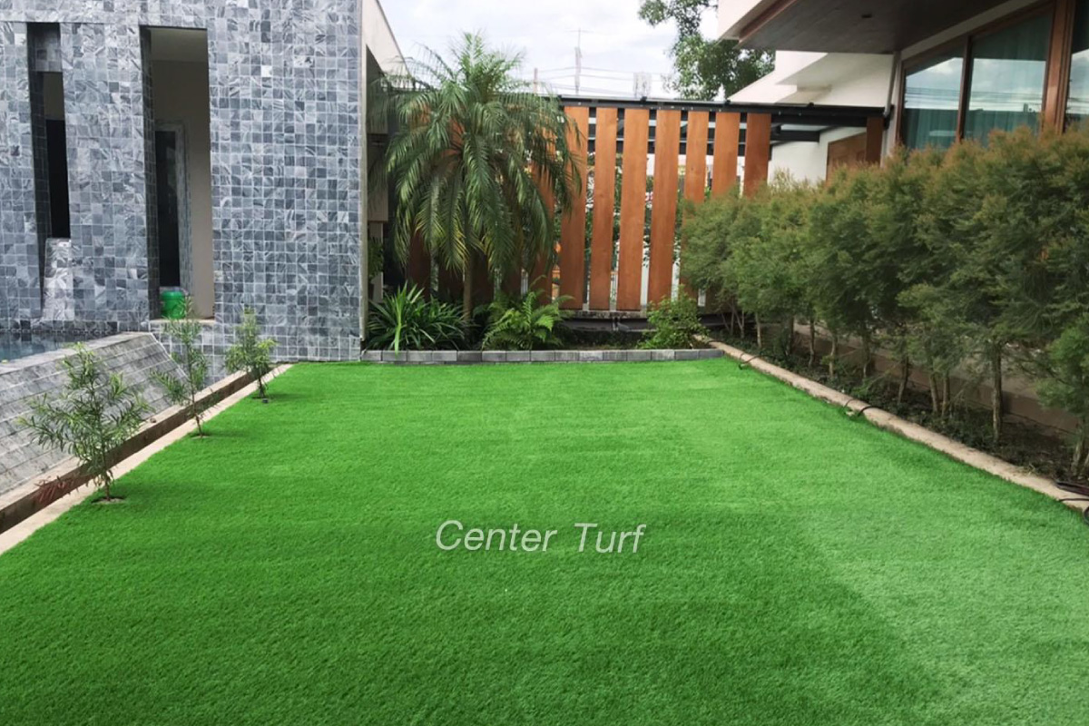 เปลี่ยนสวนหญ้าจริงเป็นหญ้าเทียม