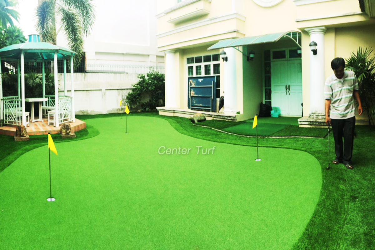 พัตติ้งกรีน นิมมานเหมินทร์ ซอยสายน้ำผึ้ง เชียงใหม่