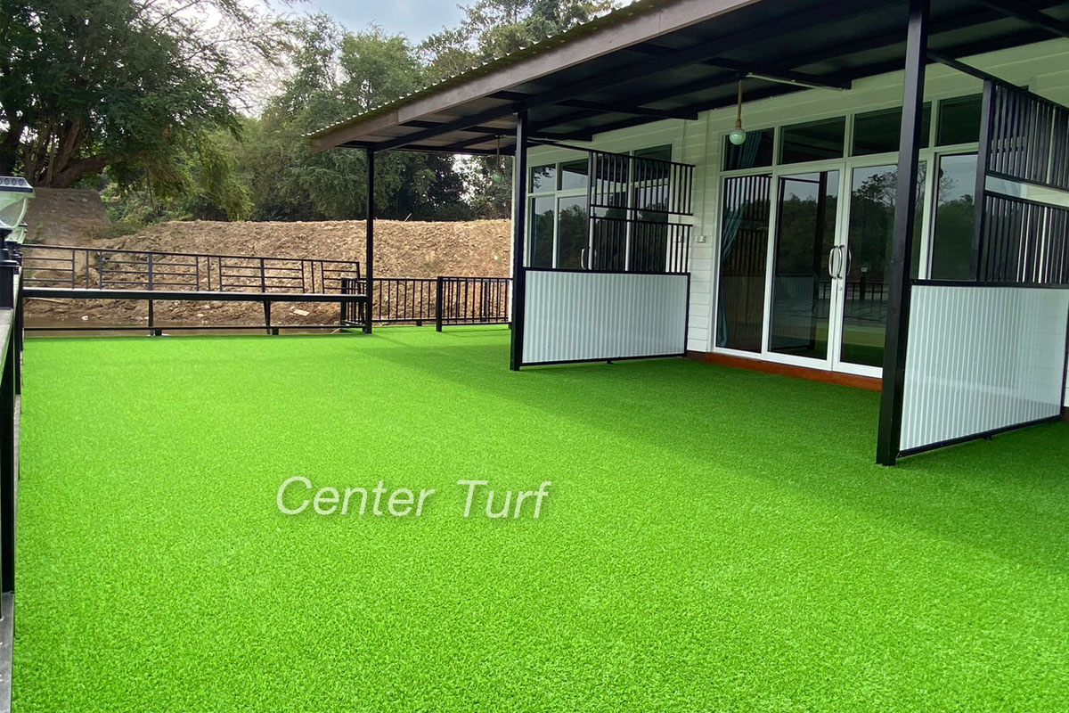 งานติดตั้งหญ้าเทียมตกแต่งสถานที่ @การันตีรีสอร์ต จ.กาญจนบุรี