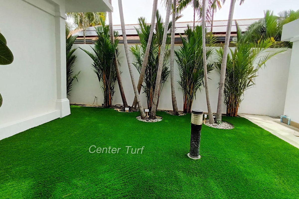 ติดตั้งหญ้าเทียมจัดสวน ด้วยหญ้าเทียมความสูง 4 ซม.