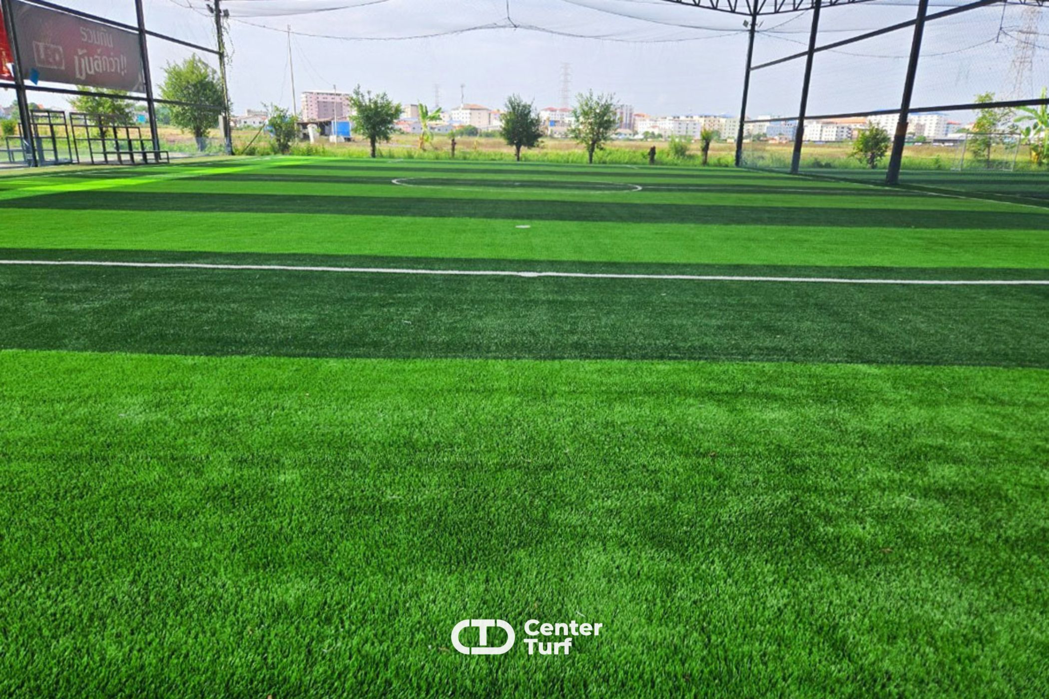 พร้อมให้บริการครบวงจร ตั้งแต่ให้คำปรึกษา ออกแบบ ไปจนถึงงานติดตั้ง  สนามใช้งานได้ทุกวัน รายได้ต่อเนื่องไม่มีสะดุด