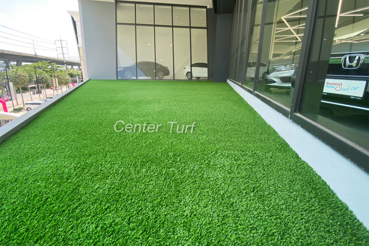 งานติดตั้งหญ้าเทียมโชว์รูม Honda @บางนาตราด