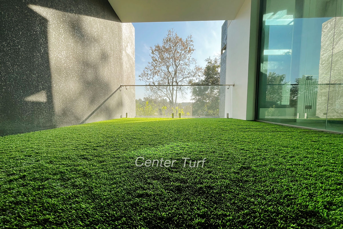 บ้านสวยได้ด้วยดีไซน์ ส่วนพื้นที่ต่างๆจะสวยเพิ่มมากขึ้นได้ต้องติดตั้งด้วยหญ้าเทียม Center Turf เท่านั้น