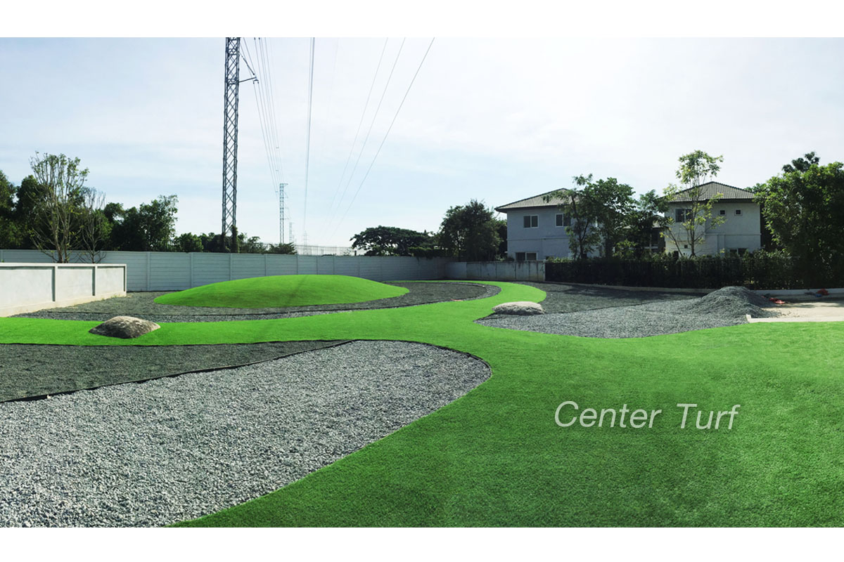 หญ้าเทียมจัดสวนกลางแจ้ง โครงการ L&H สีวลี สันกำแพง