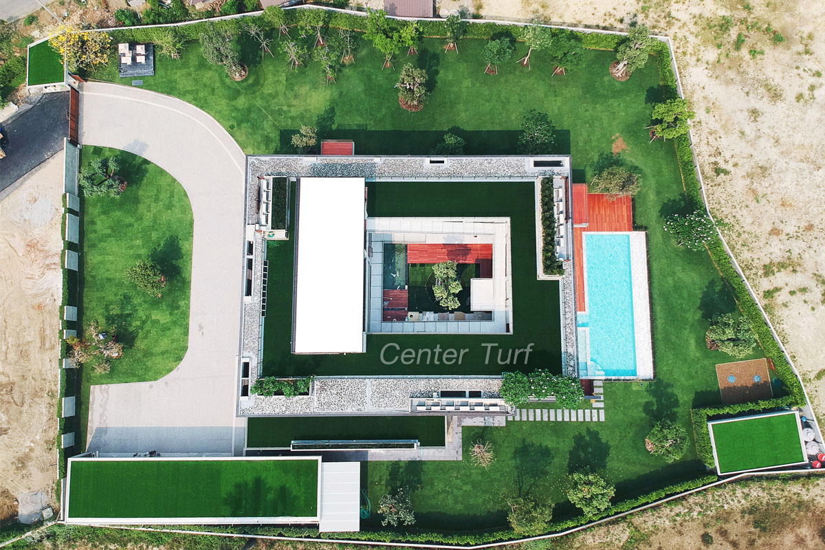 จัดสวนหญ้าเทียม ดาดฟ้า หลังคา ระเบียง ให้บ้านดูโมเดิร์น