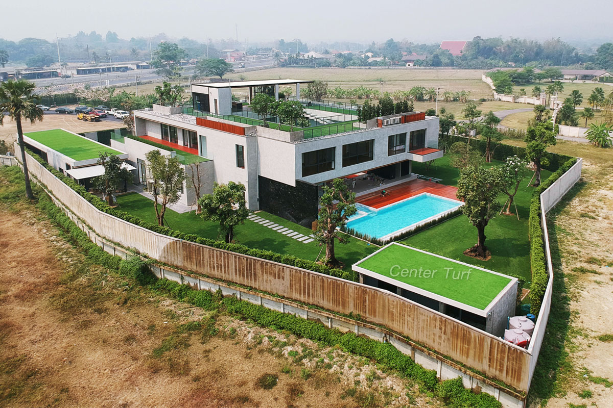 จัดสวนหญ้าเทียม ดาดฟ้า หลังคา ระเบียง ให้บ้านดูโมเดิร์น