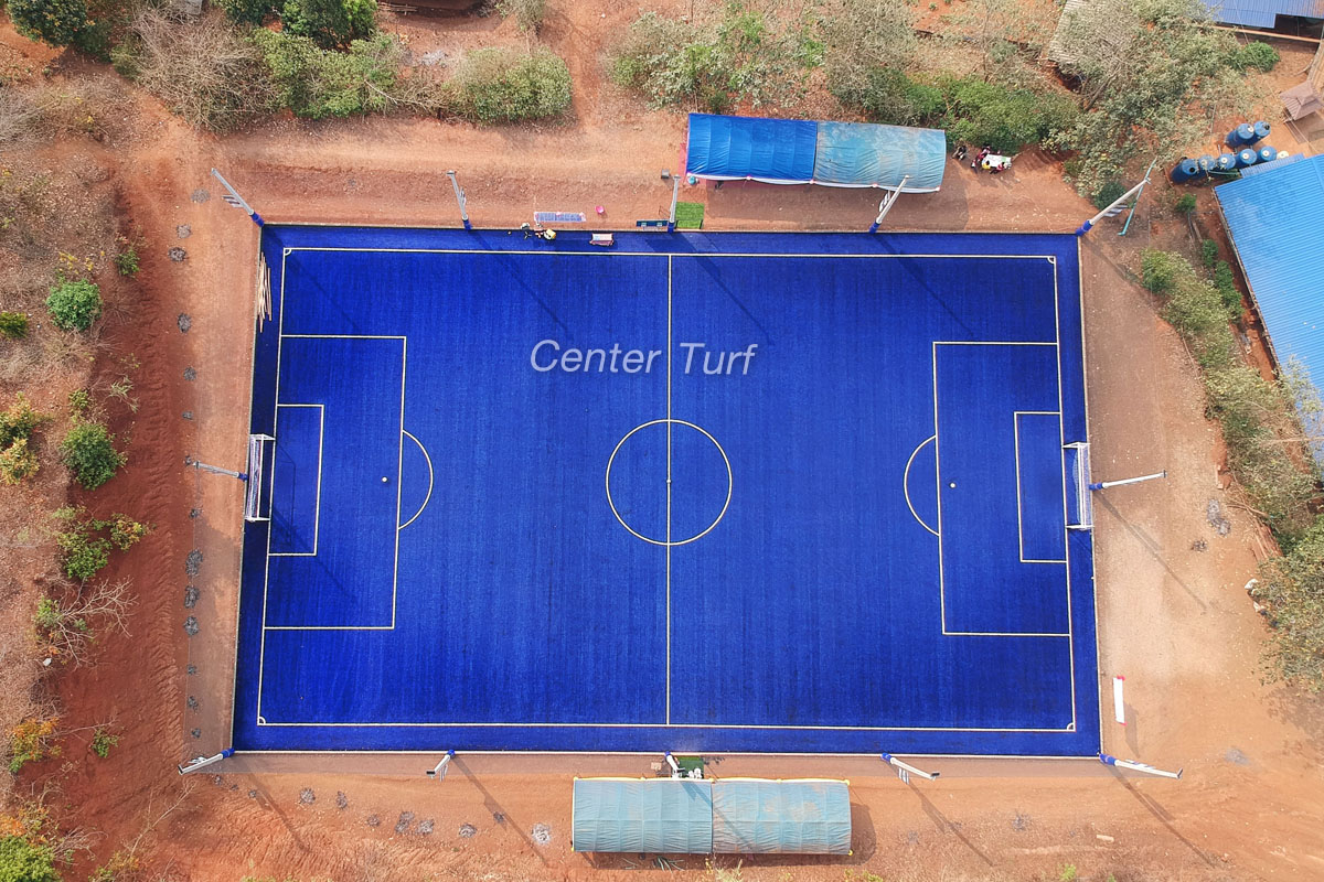 สนามฟุตบอล King Power โรงเรียนแม่นาจาง อ.แม่ลาน้อย จ.แม่ฮ่องสอน