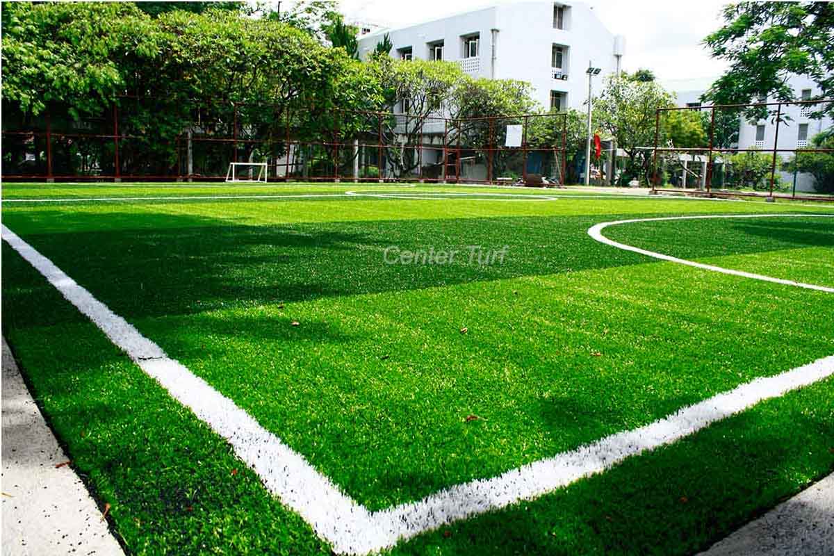 สนามฟุตบอลหญ้าเทียม คณะแพทย์ศาสตร์ มหาวิทยาลัยเชียงใหม่