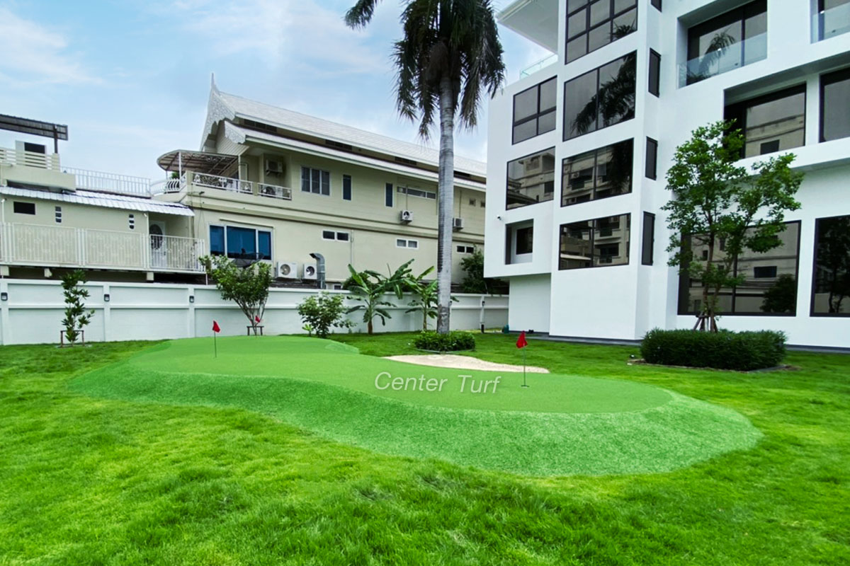 งานติดตั้งกรีนพัตต์กอล์ฟหญ้าพร้อมหลุมทราย บ้านพักส่วนตัว@ลาดพร้าว