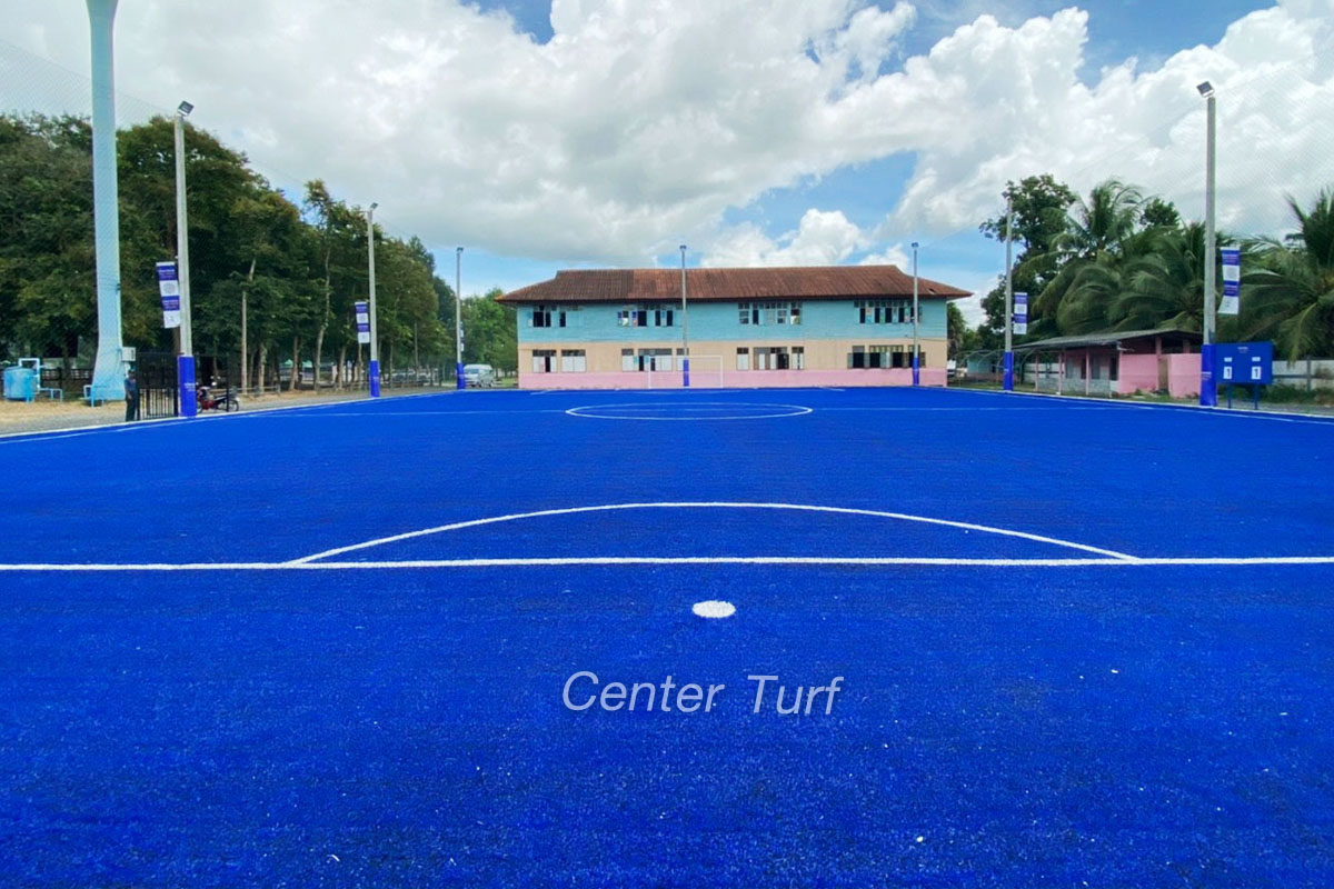 สนามฟุตบอลหญ้าเทียม King Power รร.อนุบาลป่าพะยอม จ.พัทลุง