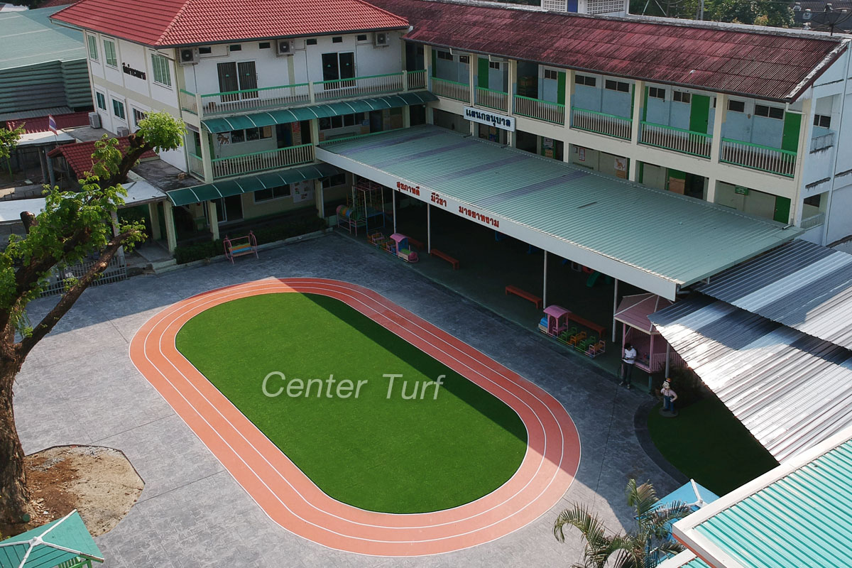 หญ้าเทียมสำหรับสนามเด็กเล่น