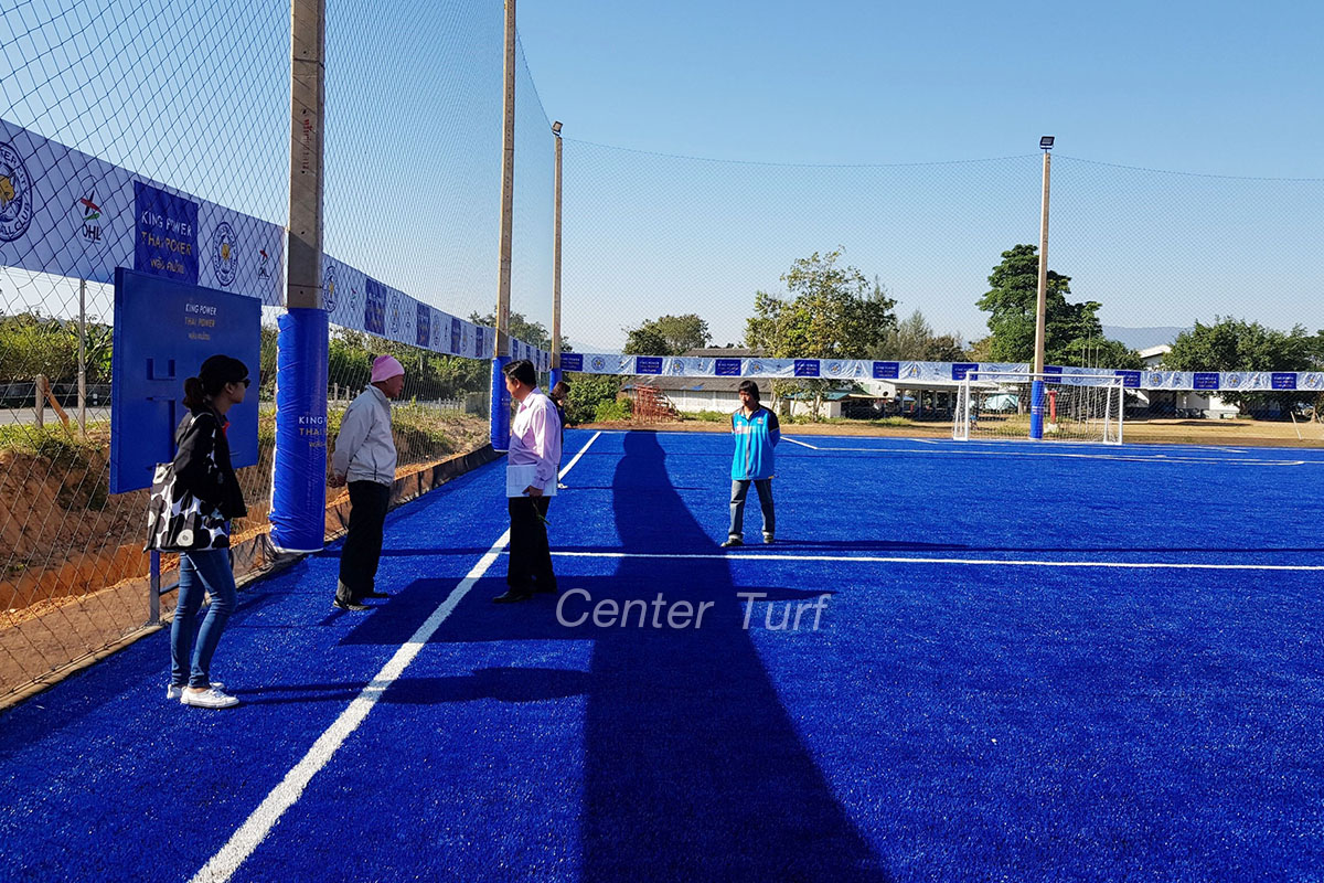 ส่งมอบงานเป็นสนามที่ 2 #สนามฟุตบอลหญ้าเทียมที่ได้มาตรฐาน ภายใต้ชื่อ “ โครงการ 100 สนามฟุตบอล สร้างพลังเยาวชนไทย ”  #KingpowerThaipower  ดำเนินการก่อสร้างโดยบริษัทเซ็นเตอร์เทิร์ฟ จำกัด  จากทั้งหมดกว่า 20 สนามทั่วประเทศไทย