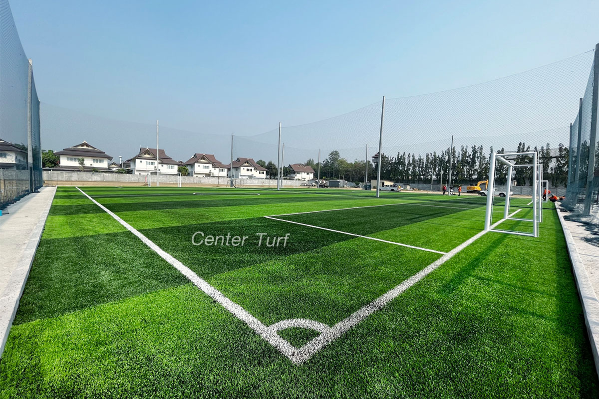 สนามฟุตบอลหญ้าเทียม @โครงการเพลินเพลส จ.เชียงใหม่