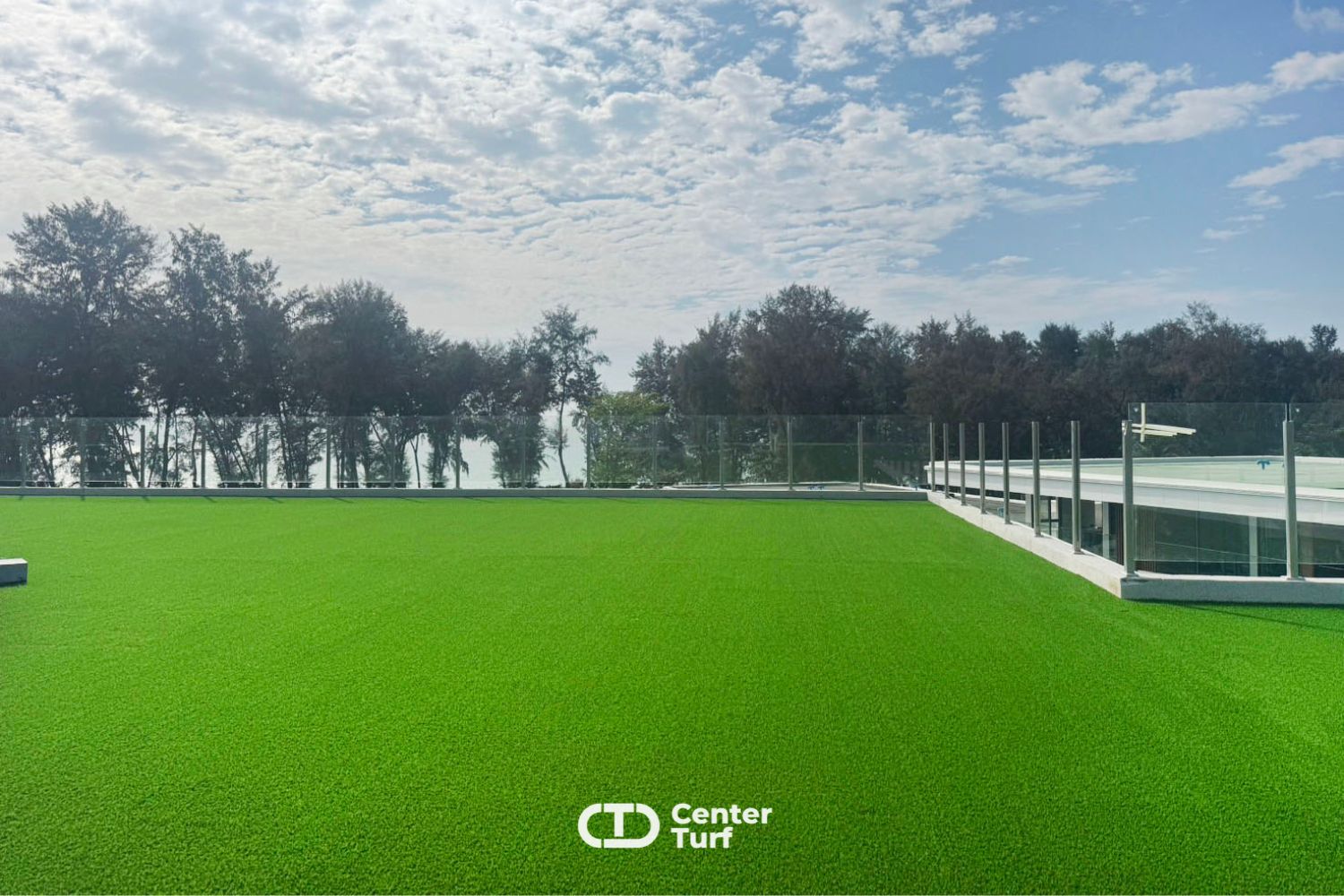 ด้วยคุณสมบัติพิเศษมีความทนทานและอายุการใช้งานที่ยาวนานแม้จะต้องเจอแสงแดดตลอดเวลา