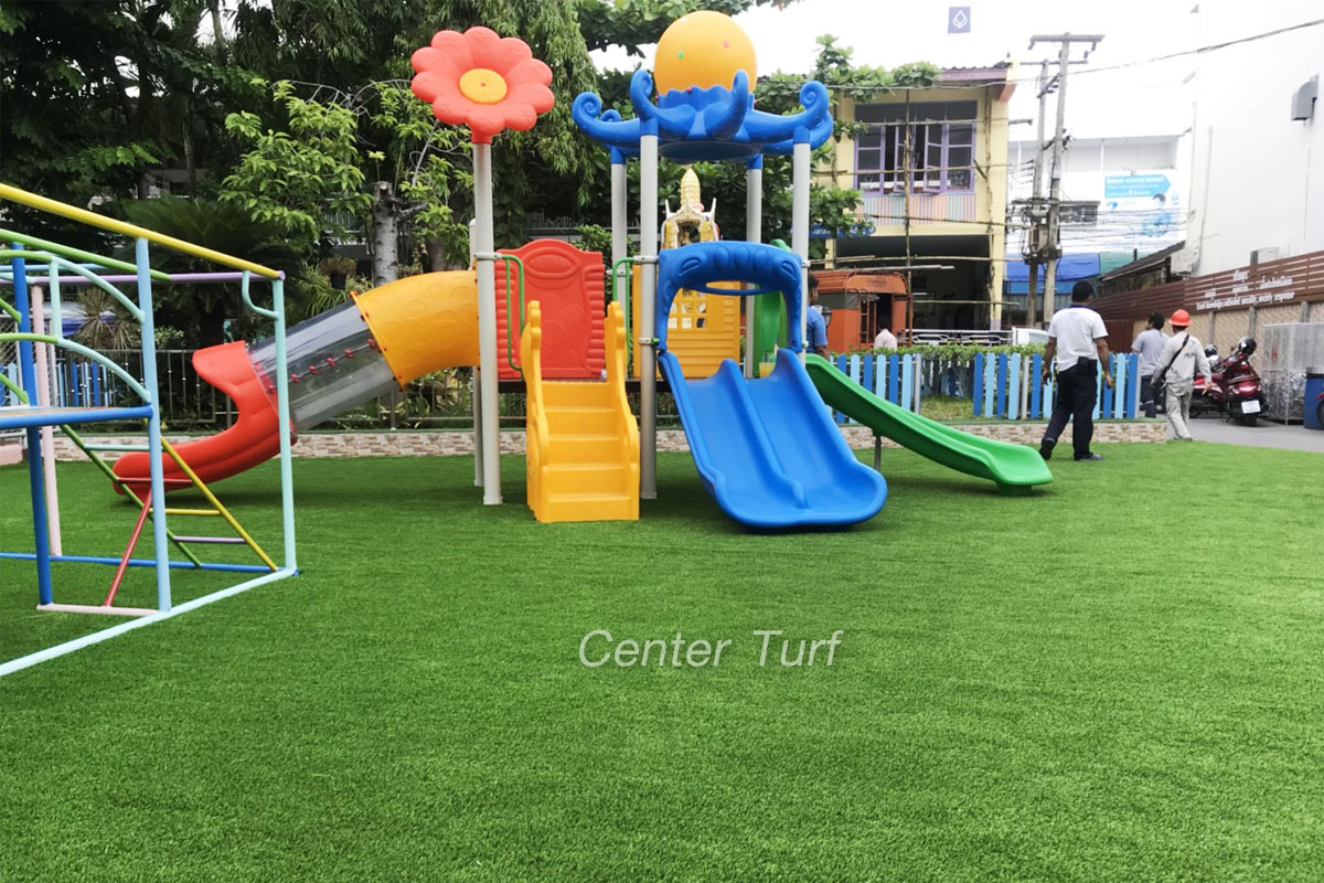 หญ้าเทียมสนามเด็กเล่น