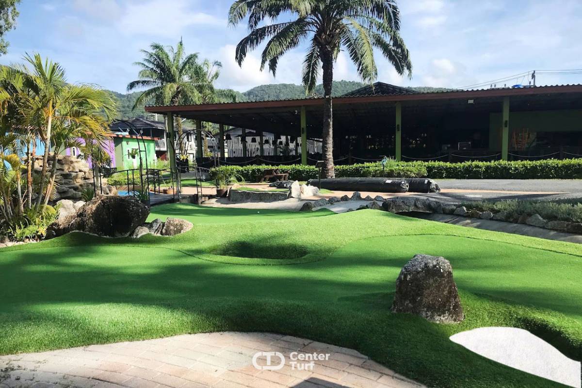 Putting Green ต้องมาพร้อมความละเอียดและความสวยงามเราจึงต้องใส่ใจในทุกๆตารางเมตร