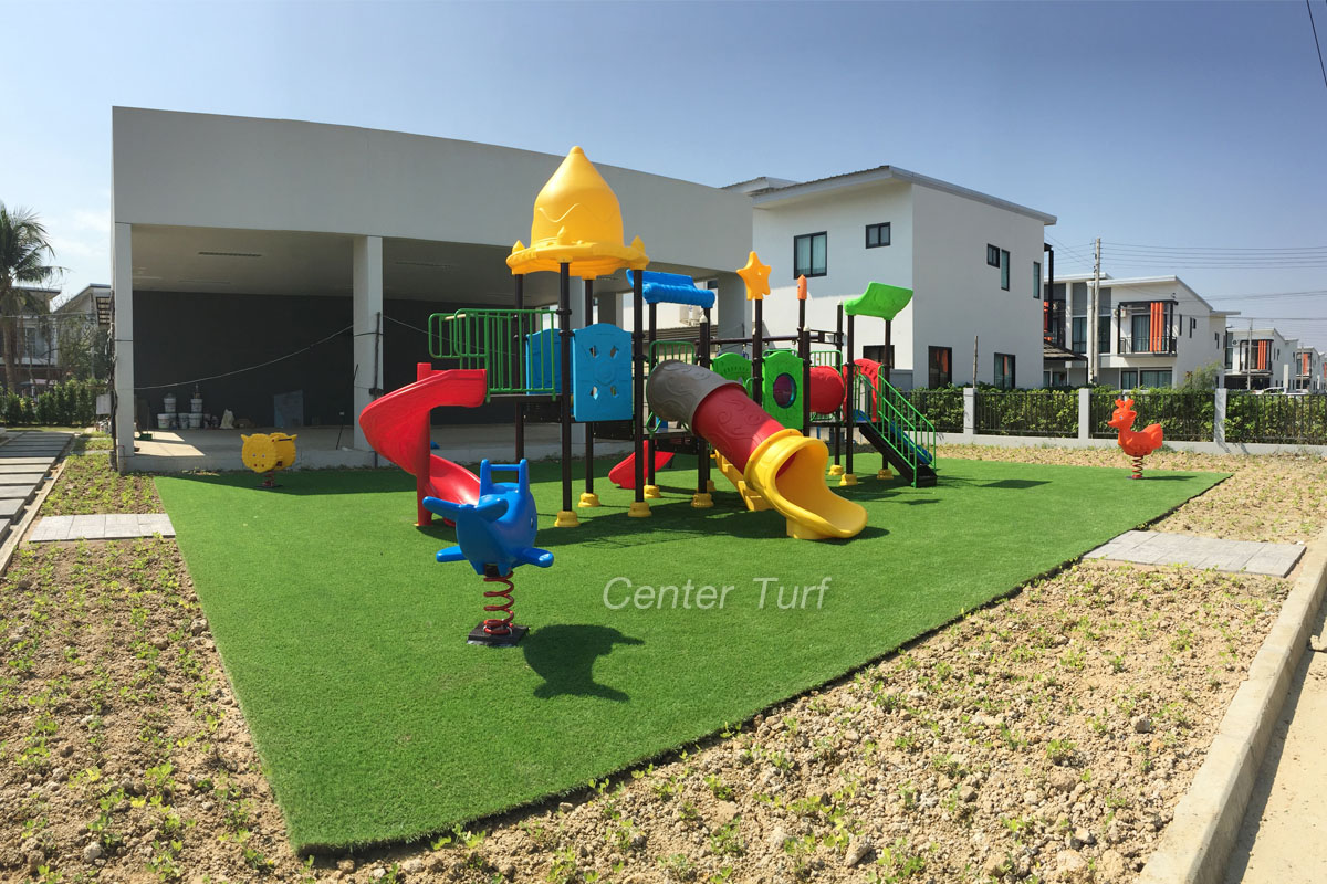 ติดตั้งหญ้าเทียมเด็กเล่นโครงการ The Palm Garden 6