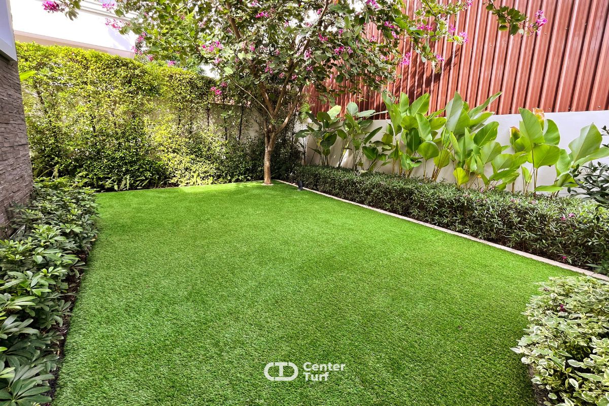โดยเฉพาะสวนต้องสวยทุกครั้งเมื่อใช้งาน ตัดจบทุกปัญหากวนใจ  เพียงเลือกใช้หญ้าเทียม Center Turf