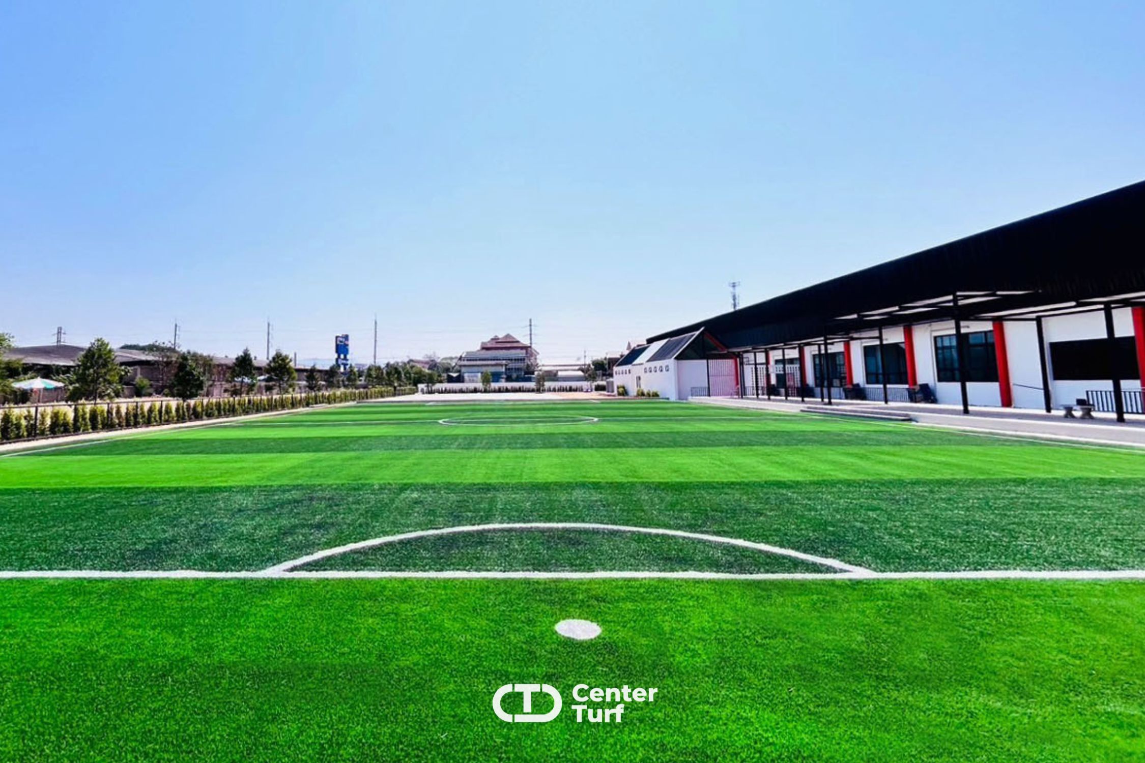 ไม่เพียงช่วยส่งเสริมสุขภาพและทักษะกีฬา แต่ยังเป็นสื่อกลางในการเสริม  สร้างความสามัคคีและสร้างภาพลักษณ์ที่ทันสมัยให้กับโรงเรียนในระยะยาว