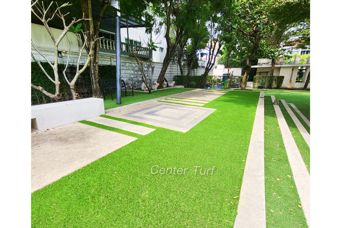 ตกแต่งสวนสวยด้วยหญ้าเทียมเกรดพรีเมี่ยม ความสูง 3 ซม. นุ่มทุกครั้งเมื่อได้สัมผัสคล้ายกับได้เดินเล่นในสนามหญ้าจริง