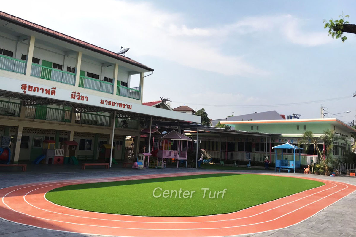 สนามหญ้าเทียมเอนกประสงค์ รร.พิมานเด็ก