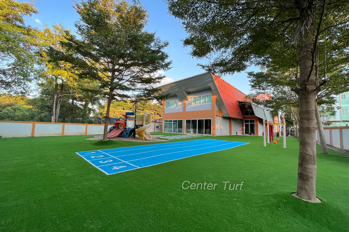 #CENTERTURF ได้มีการออกแบบเพิ่มเติมรายละเอียดเพื่อเสริมทักษะต่างๆและช่วยสร้างจินตนาการให้กับน้องๆหนูๆในระหว่างการเล่นสนุก