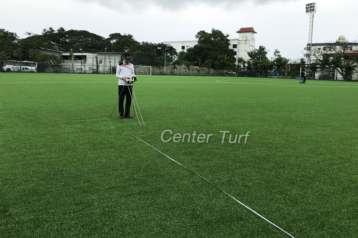 ผ่านการรับรองมาตรฐานสูงสุดจาก สหพันธ์ฟุตบอลนานาชาติ (FIFA)