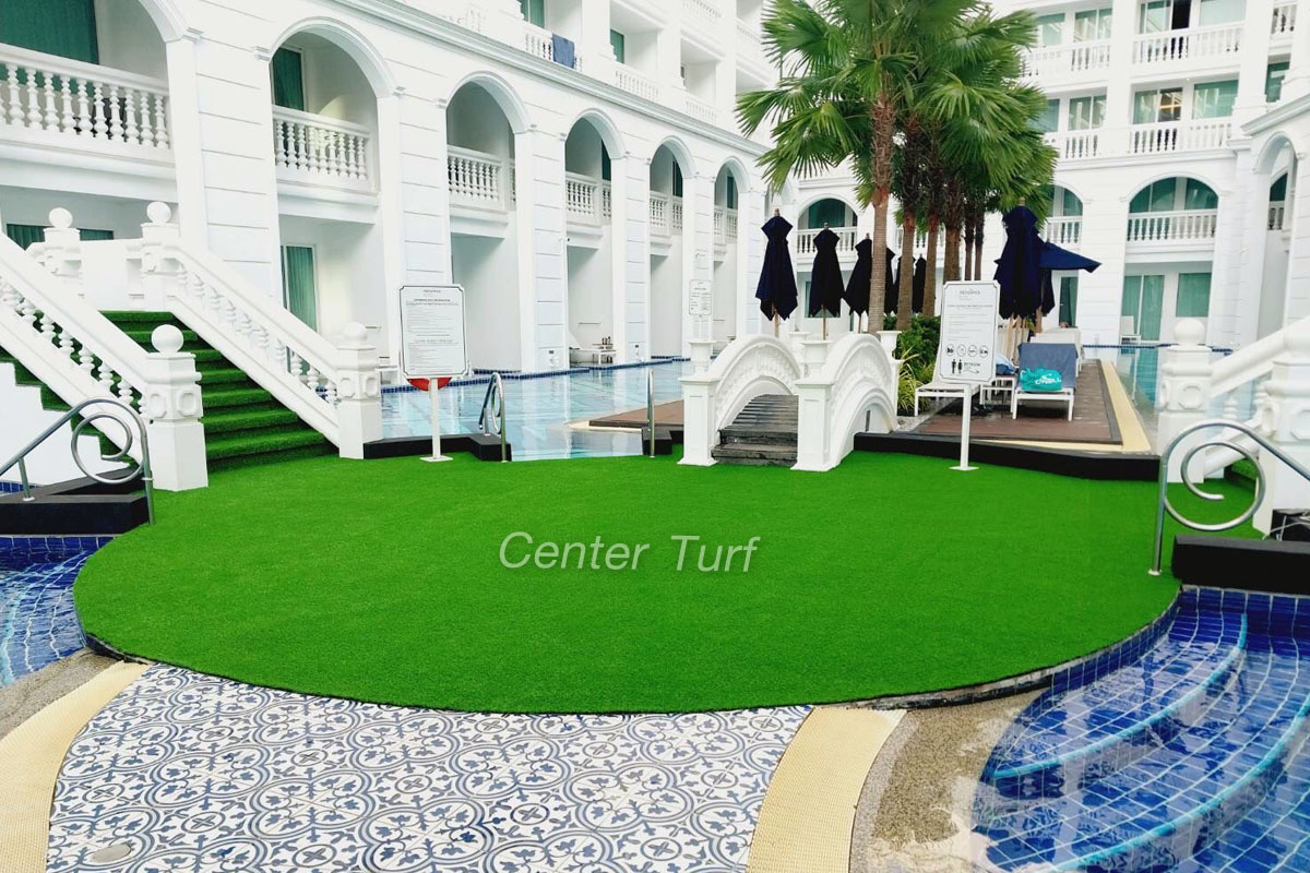 หญ้าเทียมปรับภูมิทัศน์ @Movenpick Myth Hotel Patong Phuket