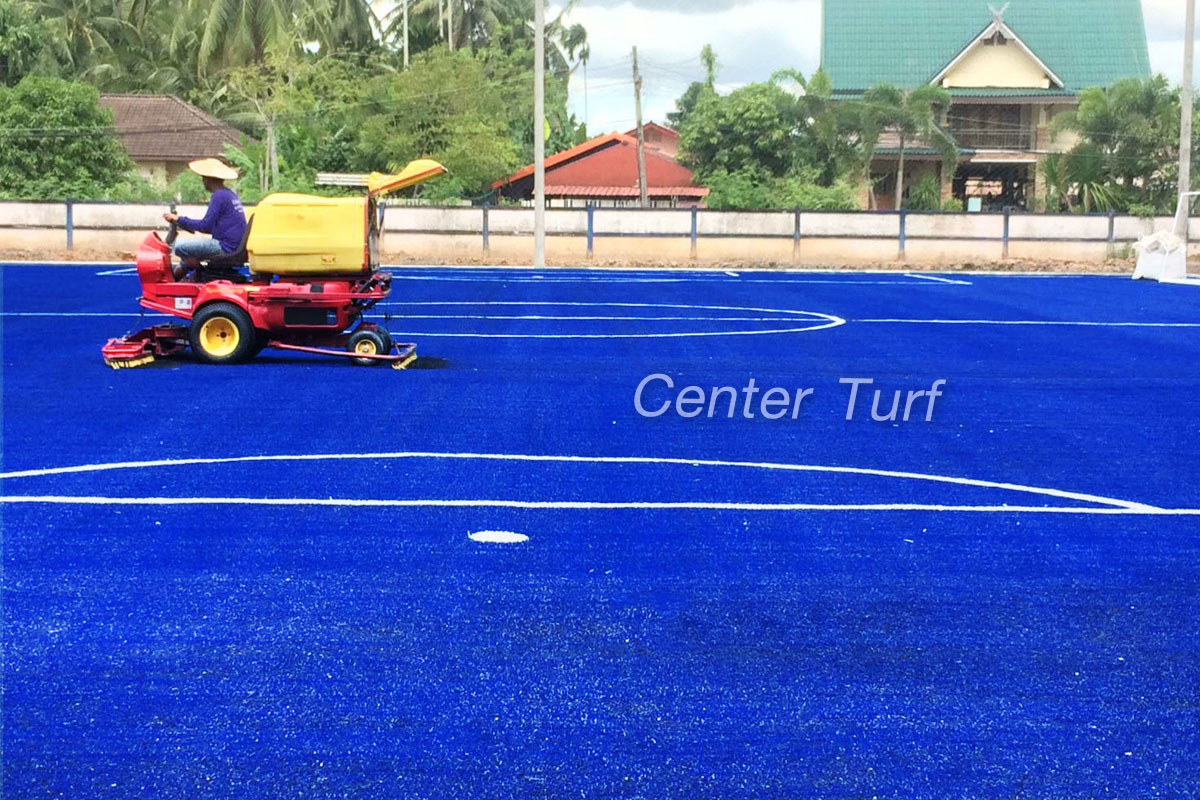 สนามฟุตบอลหญ้าเทียม King Power รร.อนุบาลป่าพะยอม จ.พัทลุง