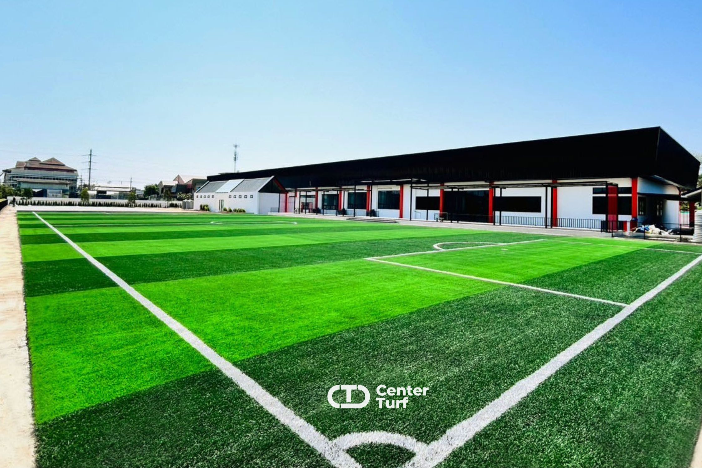 ไม่เพียงช่วยส่งเสริมสุขภาพและทักษะกีฬา แต่ยังเป็นสื่อกลางในการเสริม  สร้างความสามัคคีและสร้างภาพลักษณ์ที่ทันสมัยให้กับโรงเรียนในระยะยาว