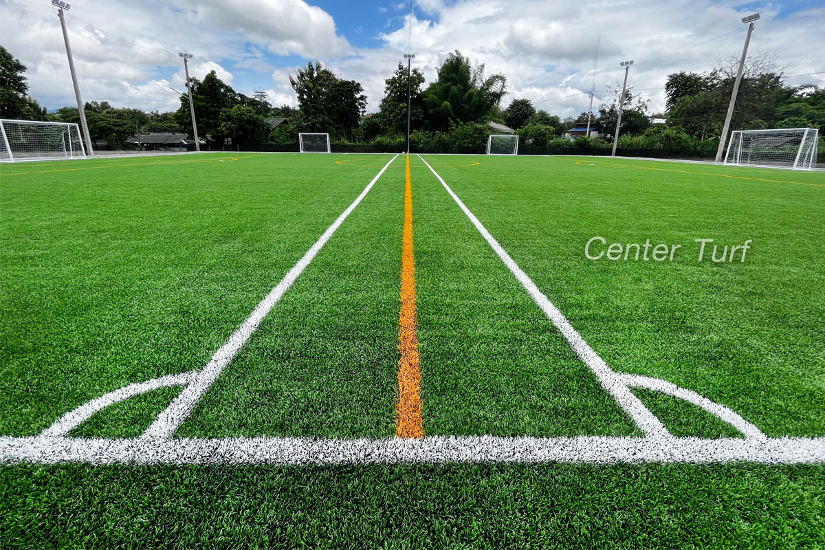 สนามฟุตบอลหญ้าเทียมเทศบาลตำบลแม่วาง จ.เชียงใหม่