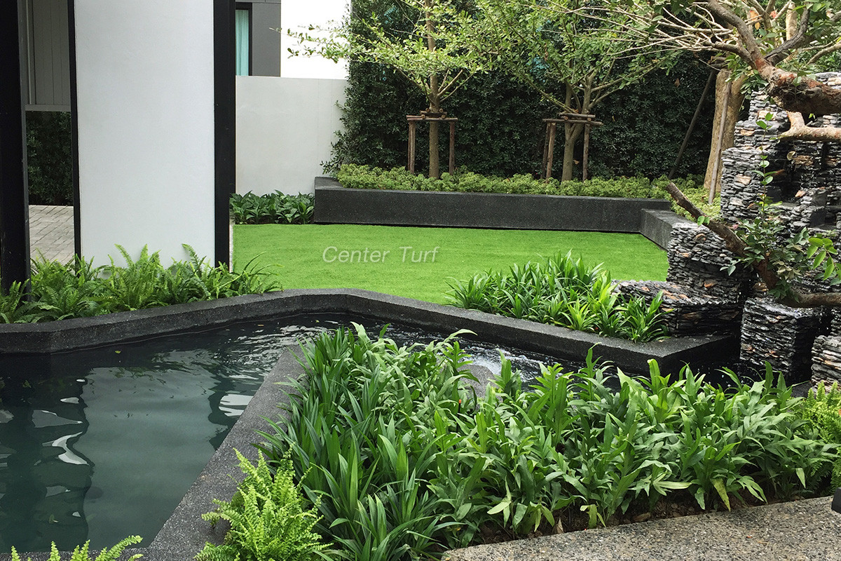 จัดสวนด้วยหญ้าเทียม @MALADA MAZ