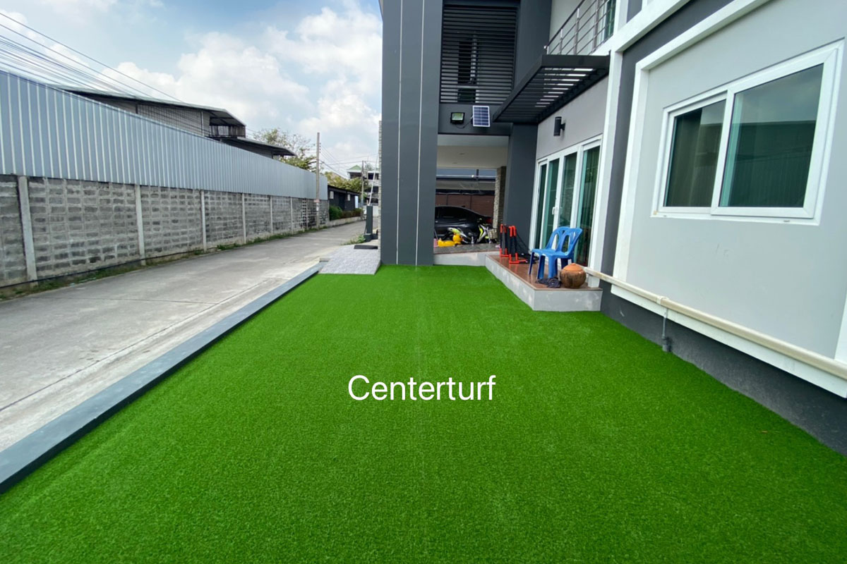 ติดตั้งสนามหญ้าเทียม บ้านลูกค้า ซอย โยธินพัฒนา