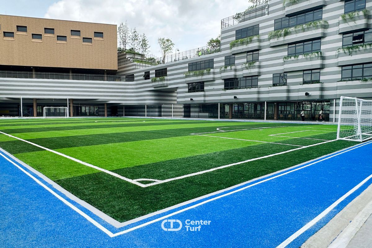 พร้อมลู่วิ่งสวยๆ เพื่อรองรับการบาดเจ็บด้วยระบบพื้นยางกันกระแทก (Shockpad)หนาพิเศษช่วยลดแรงกระแทกได้มากยิ่งขึ้น