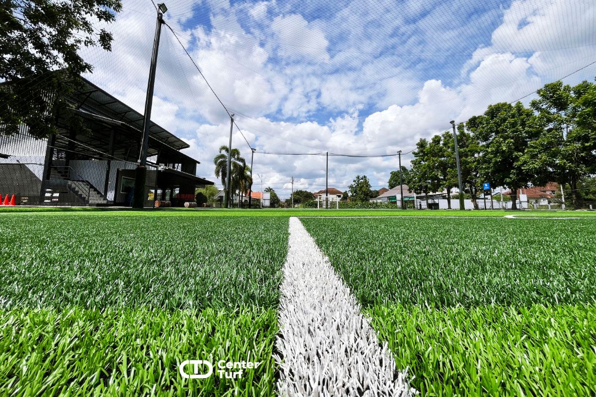 เลือกเปลี่ยนเพื่อสิ่งที่ดีกว่าให้กับธุรกิจคุณ ให้เป็นอีกหนึ่งทางเลือกที่ดีที่สุดกับลูกค้าที่มาใช้บริการบนสนามฟุตบอลหญ้าเทียมที่มีมาตรฐาน