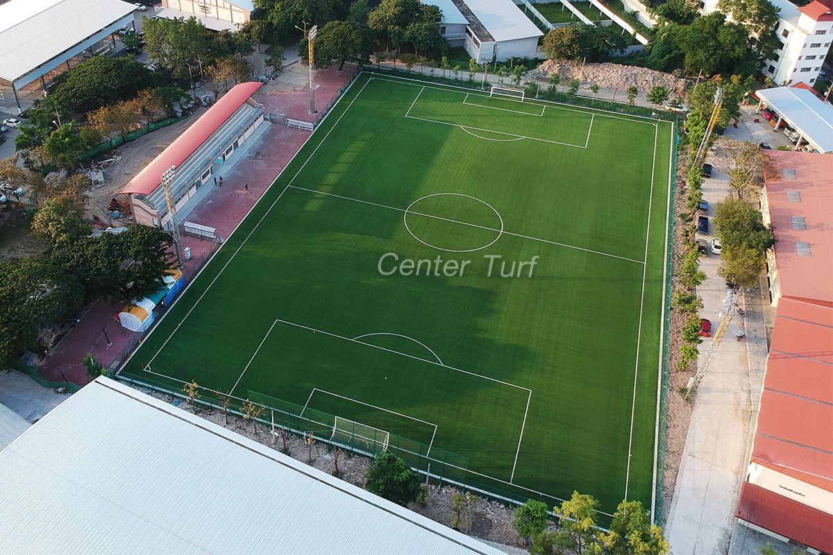 สนามฟุตบอลหญ้าเทียม สถาบันการพลศึกษา จ.เชียงใหม่