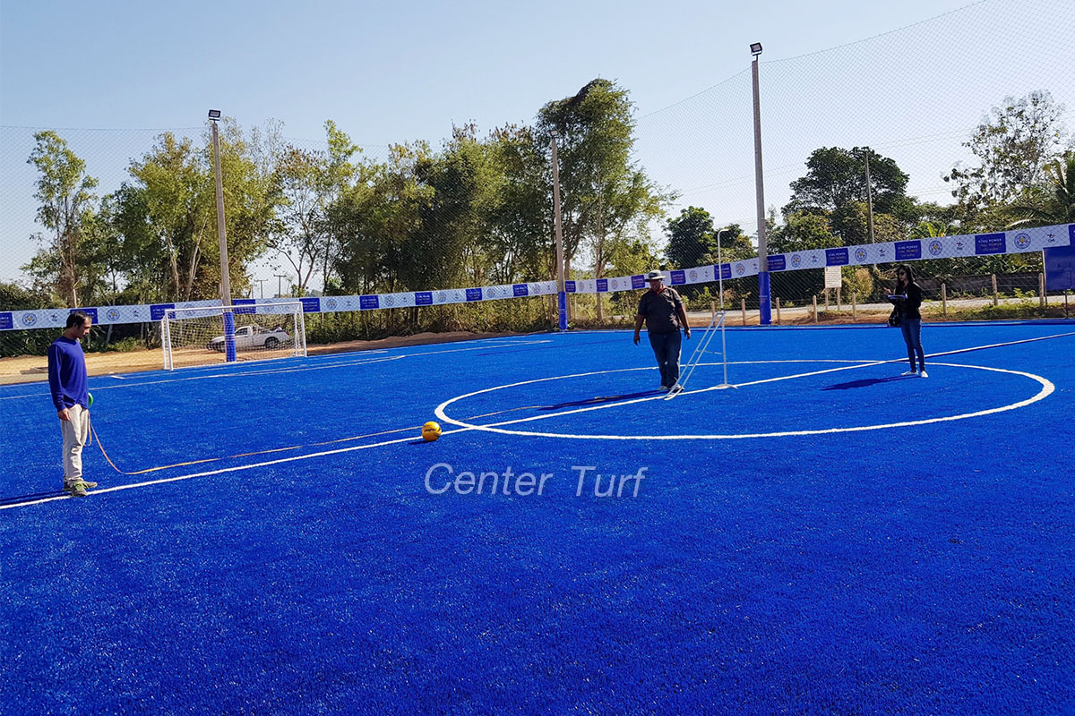 ส่งมอบงานเป็นสนามที่ 2 #สนามฟุตบอลหญ้าเทียมที่ได้มาตรฐาน ภายใต้ชื่อ “ โครงการ 100 สนามฟุตบอล สร้างพลังเยาวชนไทย ”  #KingpowerThaipower  ดำเนินการก่อสร้างโดยบริษัทเซ็นเตอร์เทิร์ฟ จำกัด  จากทั้งหมดกว่า 20 สนามทั่วประเทศไทย